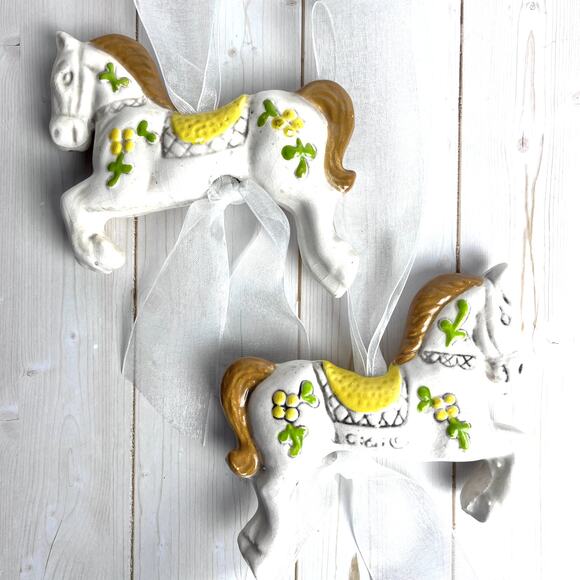 Pair GiGi VTG 70s Carousel Horse Ceramic Figurine Decor Ornament White Fairytale - Picture 4 of 10